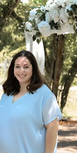 Elina Jung bei einer freien Trauung